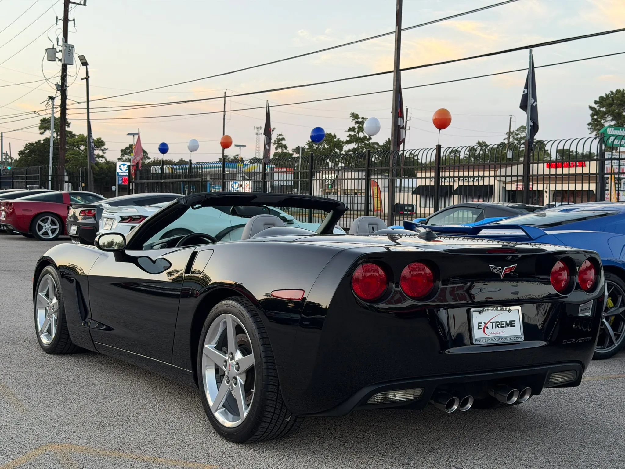 Used 2005 Chevrolet Corvette Convertible w/ Preferred Equipment Group RWD image 8