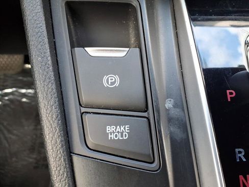 Used 2019 Honda CR-V LX image 26