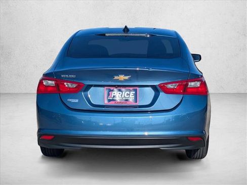 Used 2025 Chevrolet Malibu LS FWD image 6