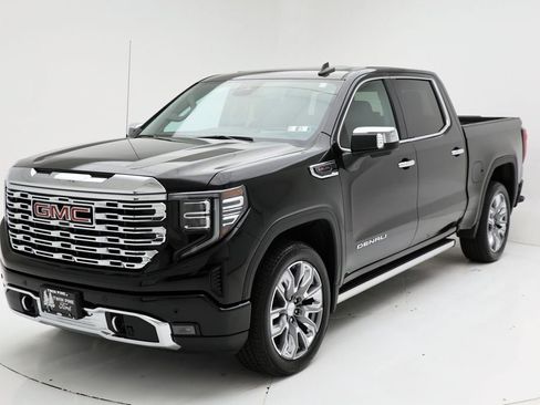 Used 2023 GMC Sierra 1500 Denali w/ Denali Reserve Package image 5