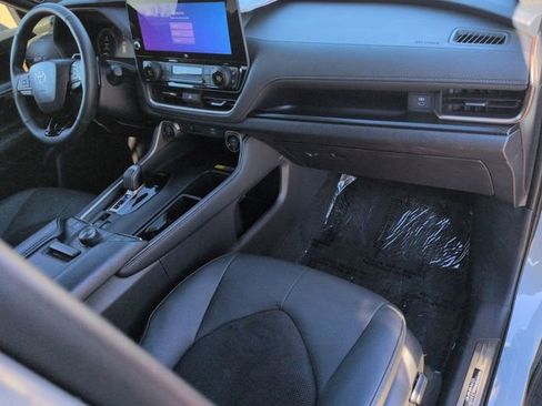 Certified 2025 Toyota Grand Highlander MAX Platinum image 34