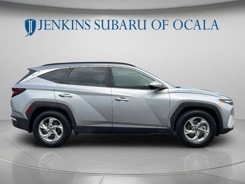 Used 2024 Hyundai Tucson SEL FWD image 2