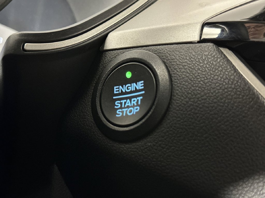 Used 2021 Ford Escape SE w/ SE Sport Appearance Package AWD/4WD image 20