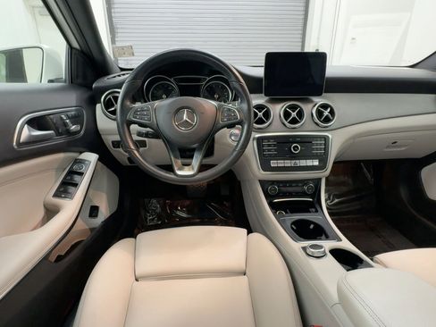 Used 2020 Mercedes-Benz GLA 250 image 4