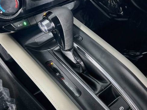 Used 2019 Honda HR-V LX image 24