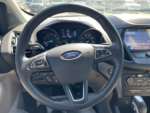 Used 2019 Ford Escape SEL image 44