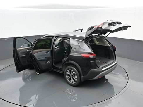 Used 2023 Nissan Rogue SV image 26