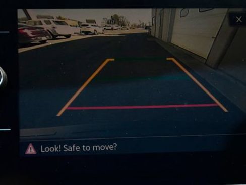 Used 2023 Volkswagen Tiguan SE R-Line image 21