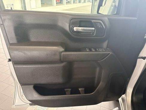 Used 2022 Chevrolet Silverado 1500 Custom w/ Rally Edition AWD/4WD image 15