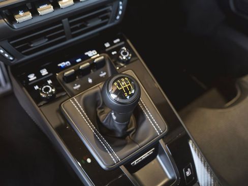 Used 2025 Porsche 911 GT3 image 27