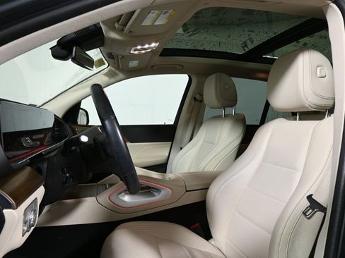 Used 2023 Mercedes-Benz GLE 350 4MATIC image 4