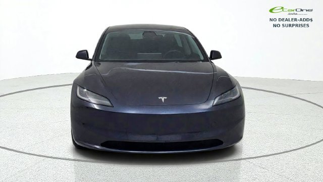 Used 2025 Tesla Model 3 Long Range RWD image 2