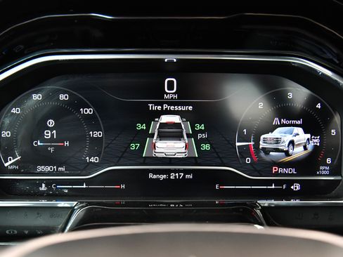 Used 2024 GMC Sierra 1500 SLT image 29