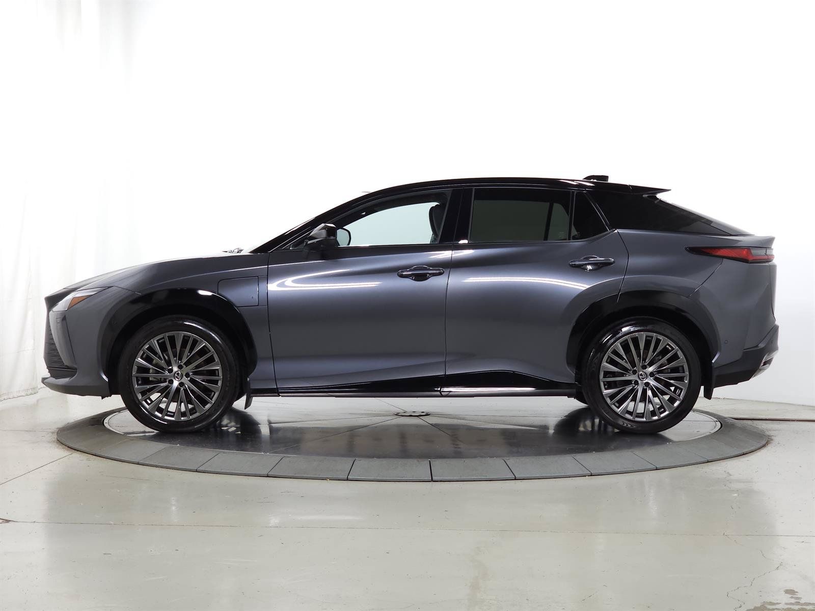 Used 2024 Lexus RZ 300e Premium w/ Accessory Package (2T) FWD image 5
