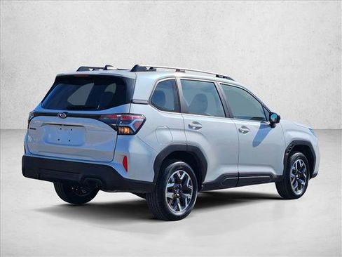 Used 2025 Subaru Forester w/ Convenience Package #1 image 5