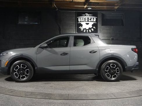 Used 2022 Hyundai Santa Cruz SEL w/ Activity Package FWD image 2