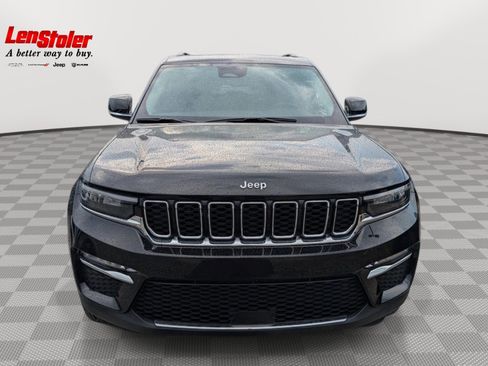 Used 2023 Jeep Grand Cherokee Limited AWD/4WD image 9