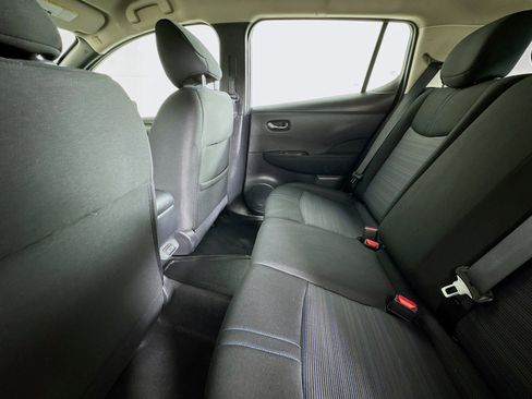 Used 2023 Nissan Leaf S image 24