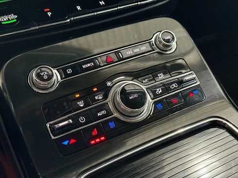 Used 2021 Lincoln Nautilus Reserve w/ Equipment Group 202A image 17