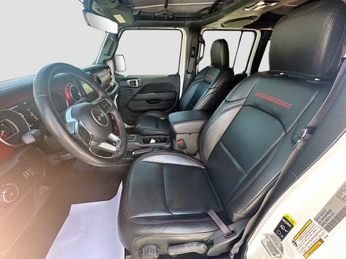 Used 2023 Jeep Wrangler Unlimited Rubicon w/ Cold Weather Group AWD/4WD image 20