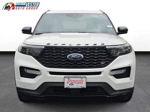 Used 2020 Ford Explorer ST w/ Premium Technology Package image 3