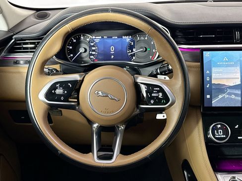 Used 2023 Jaguar F-PACE S AWD/4WD image 25