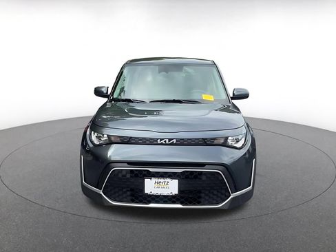Used 2025 Kia Soul LX w/ LX Technology Package FWD image 4
