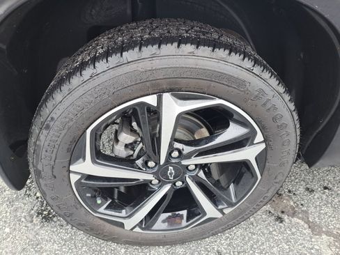 Used 2022 Chevrolet TrailBlazer RS w/ Technology Package FWD image 16