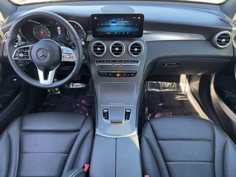 Used 2020 Mercedes-Benz GLC 300 4MATIC image 10