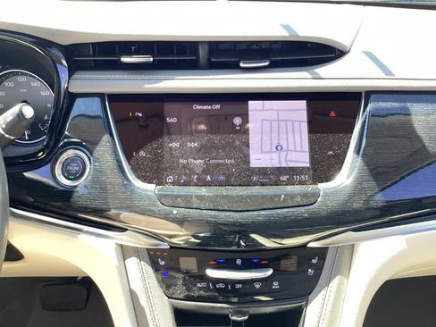 Used 2025 Cadillac XT6 Premium Luxury w/ LPO, Floor Liner Package AWD/4WD image 11