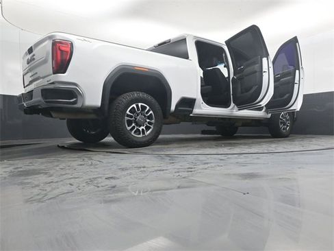 Used 2021 GMC Sierra 2500 SLT image 53
