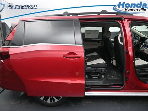 New 2026 Honda Odyssey Elite image 15