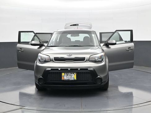 Used 2015 Kia Soul FWD image 32