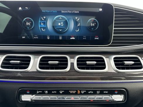 Certified 2023 Mercedes-Benz GLS 450 4MATIC image 24