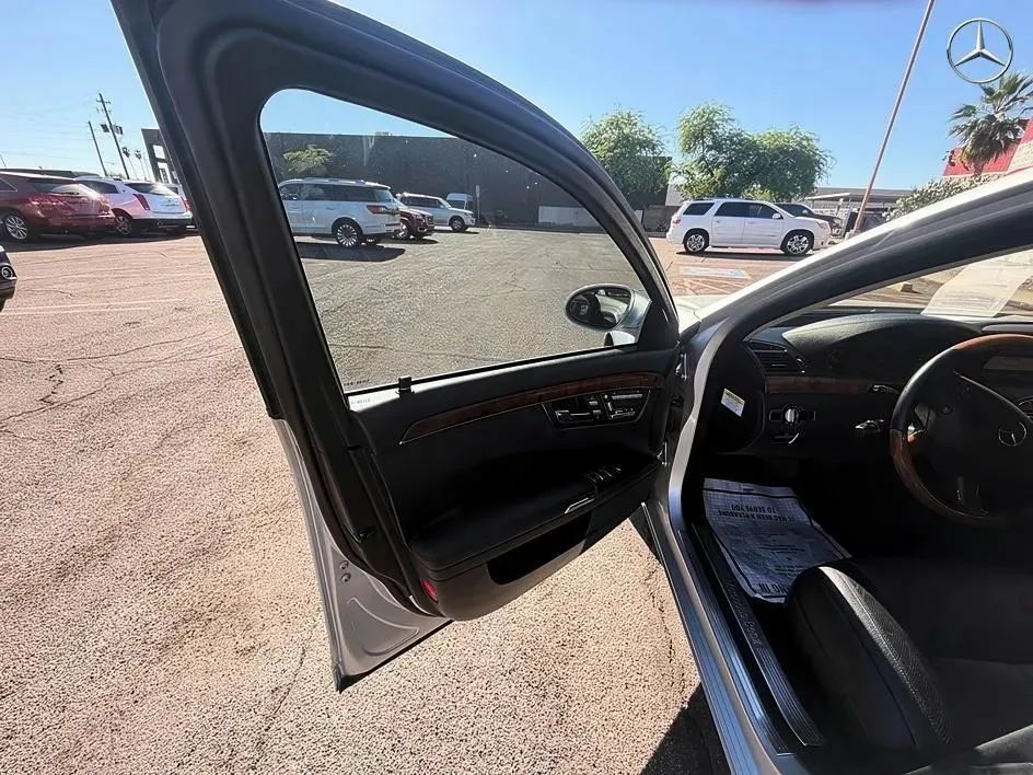 Used 2009 Mercedes-Benz S 550 image 8