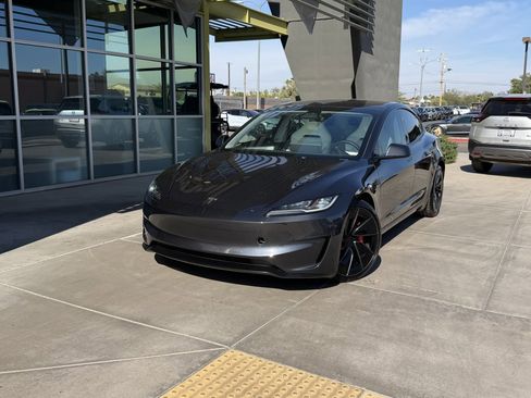Used 2024 Tesla Model 3 Performance image 2