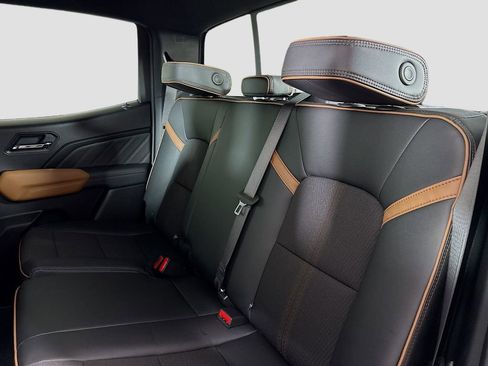 New 2026 GMC Canyon AT4 image 23