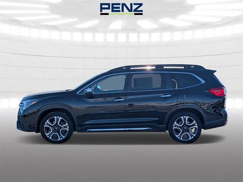 Used 2023 Subaru Ascent Touring image 4