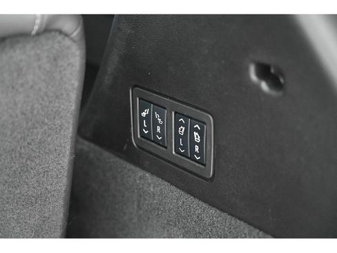 Used 2025 Cadillac XT6 Premium Luxury image 59