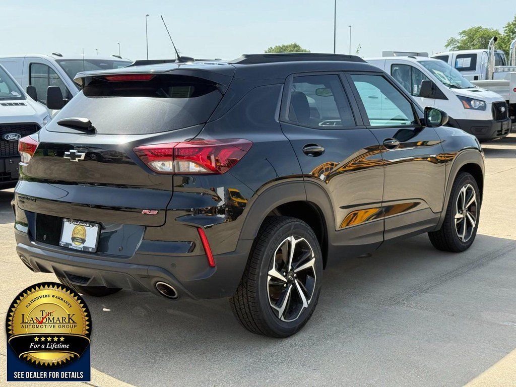 Used 2021 Chevrolet TrailBlazer RS w/ Sun and Liftgate Package AWD/4WD image 5
