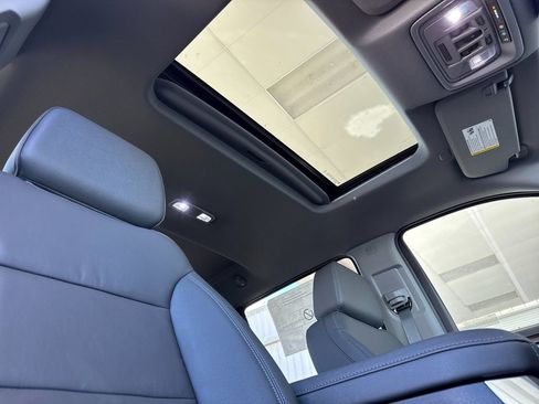 New 2026 GMC Sierra 1500 Elevation w/ Elevation Premium Package AWD/4WD image 15