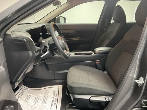 Used 2025 Nissan Kicks S FWD image 14
