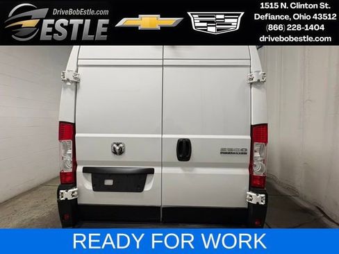 Used 2025 RAM ProMaster 2500 w/ Convenience Group FWD image 5