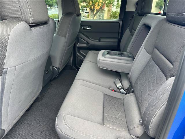 Certified 2025 Nissan Frontier SV RWD image 12