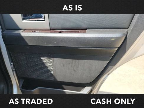 Used 2010 Ford Expedition Limited RWD image 16
