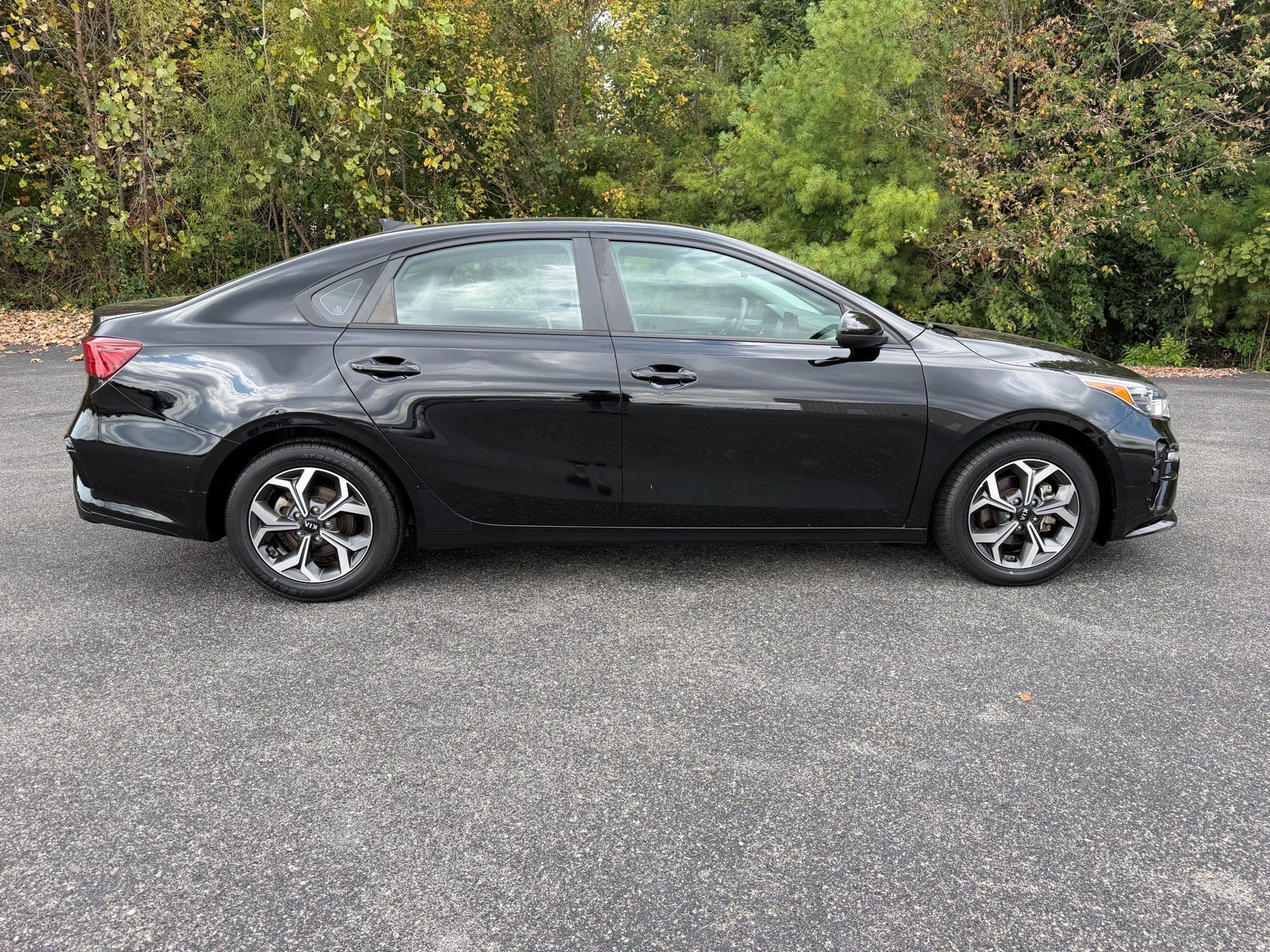 Used 2020 Kia Forte LXS FWD image 14