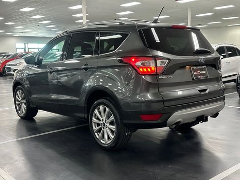 Used 2018 Ford Escape Titanium image 5