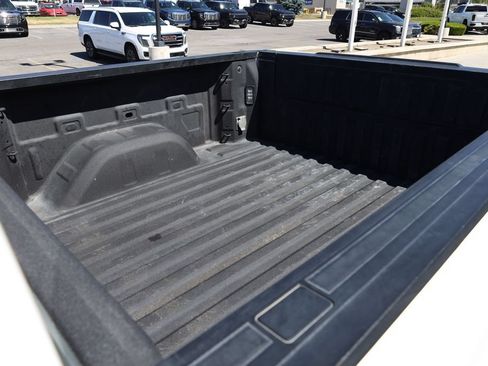 Used 2023 Chevrolet Silverado 1500 RST AWD/4WD image 23