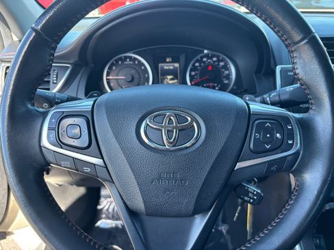 Used 2016 Toyota Camry SE w/ Protection Value Package (F9) image 22
