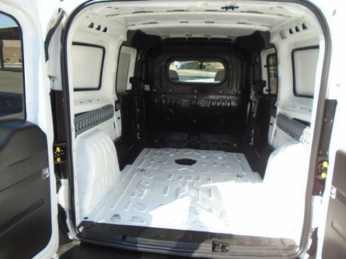 Used 2021 RAM ProMaster City Tradesman image 10